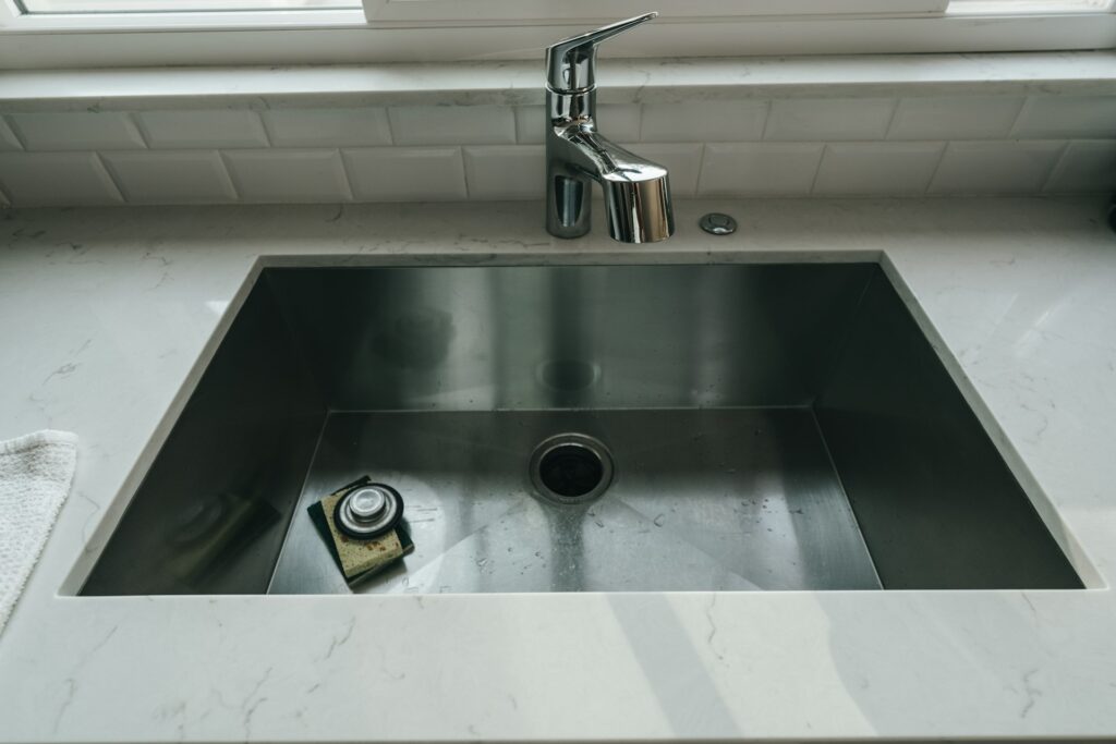 a kitchen sink drain