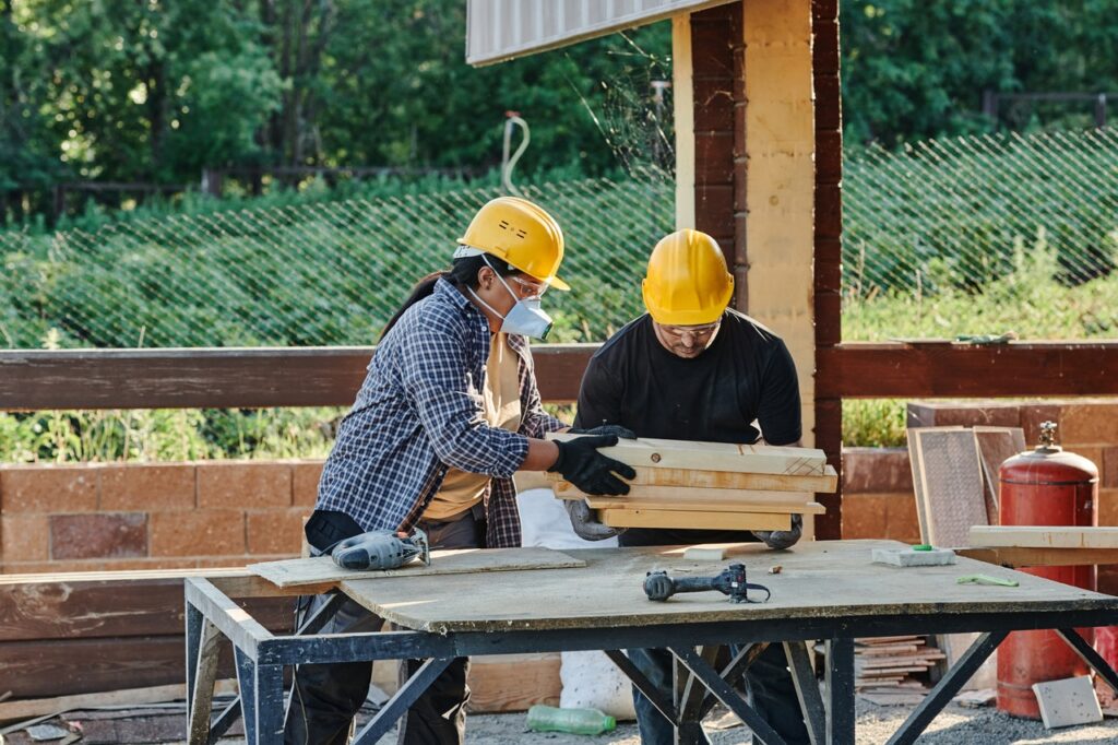 get into construction as a woman