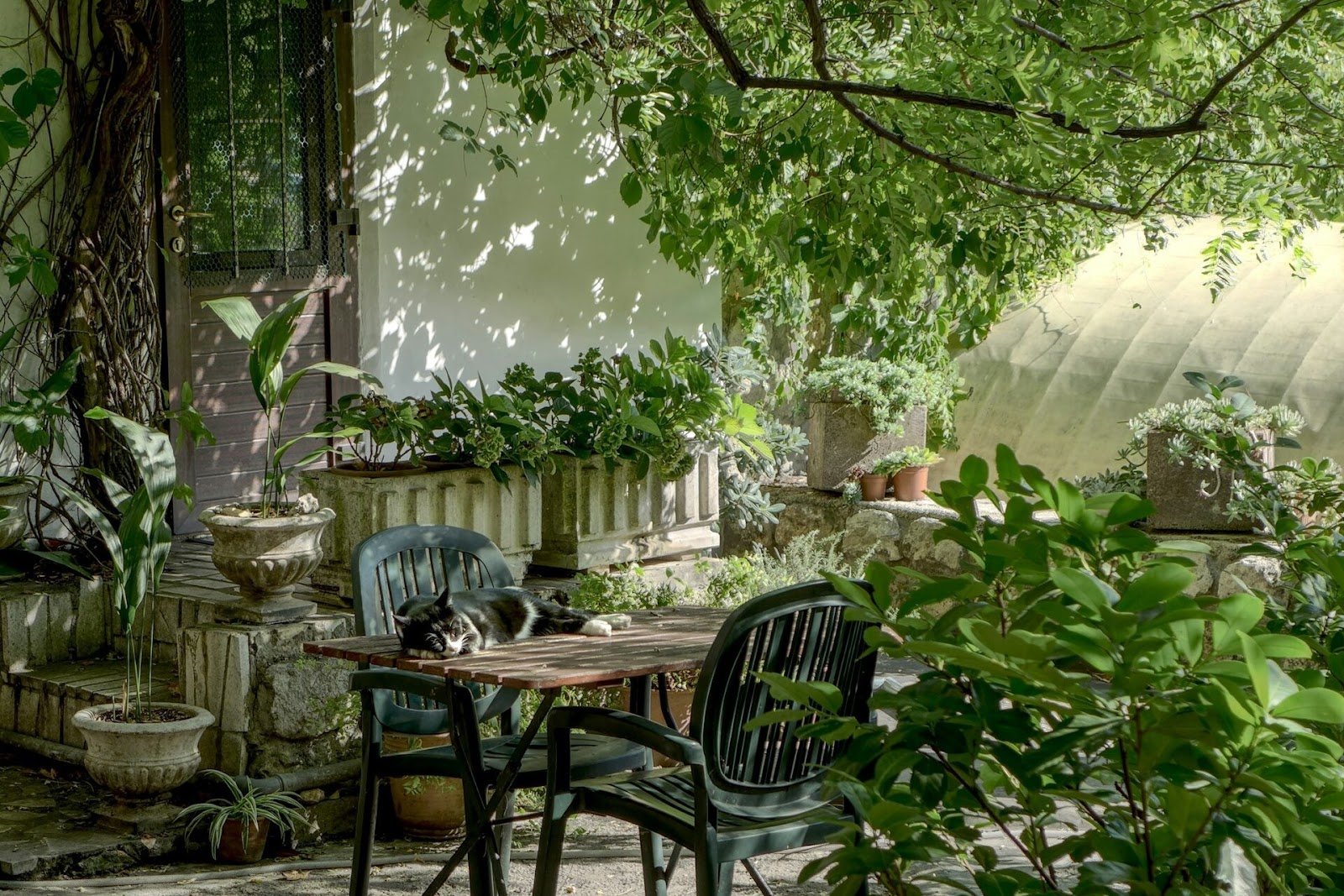 seating for sensory garden ideas