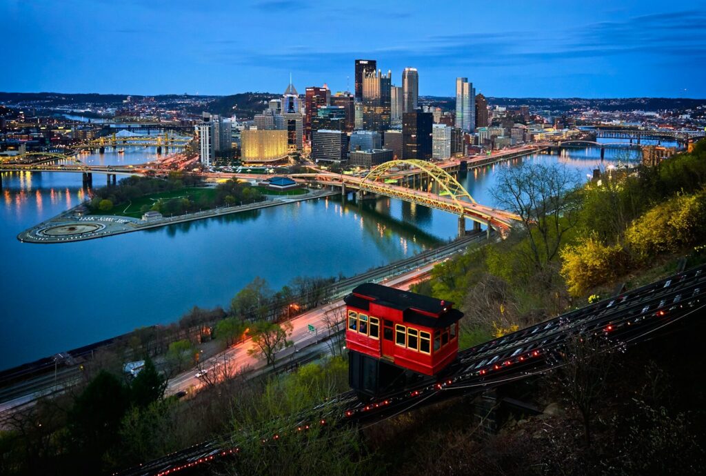 Aerial photo of Pittsburgh, Pennsylvania