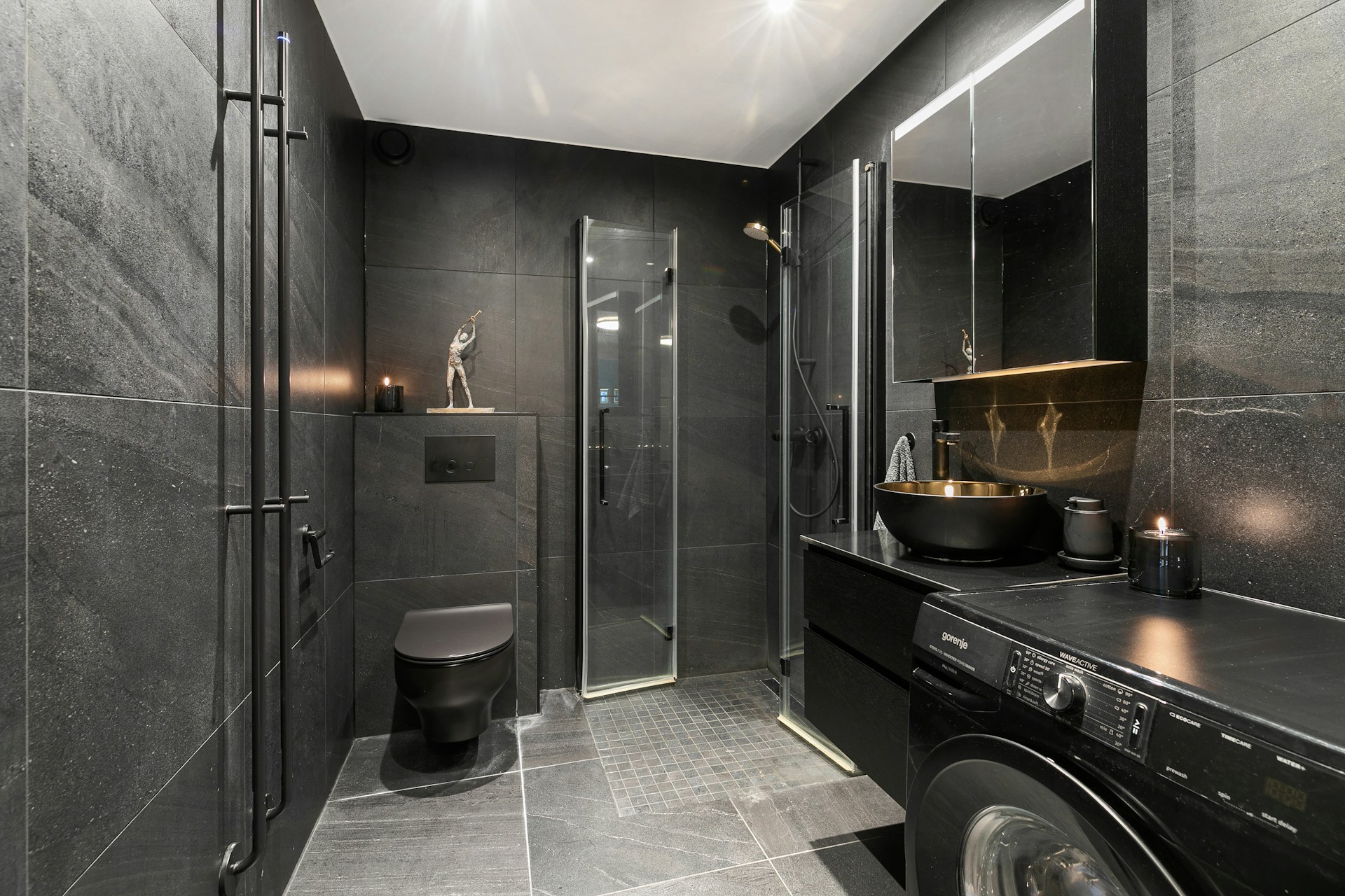 masculine-bathroom