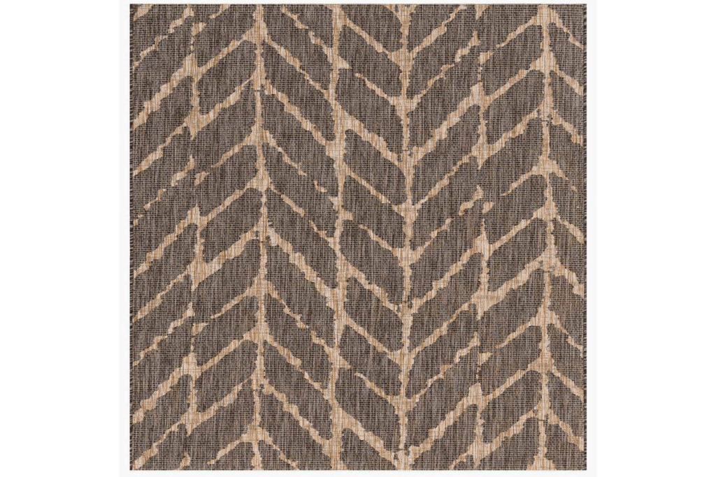 brown & mocha leaf patterned outdoor rug