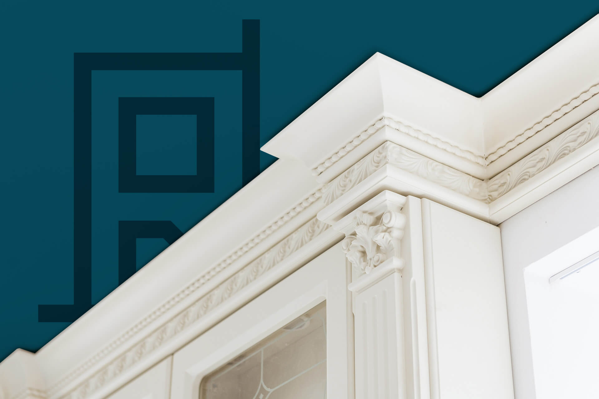 Feature-How-to-Elevate-Any-Room-With-Crown-Molding