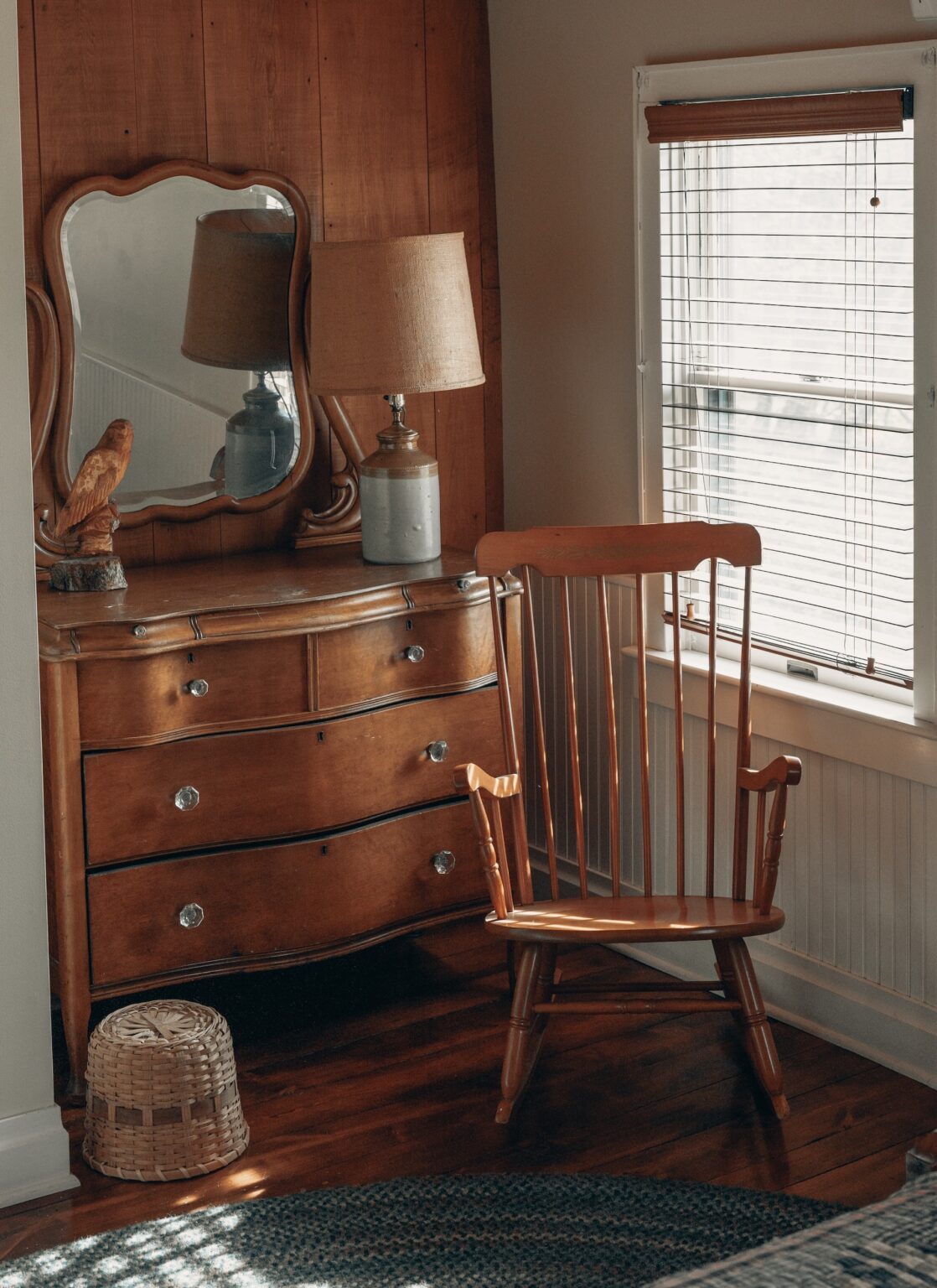 How to Polish Wood Furniture Renovated