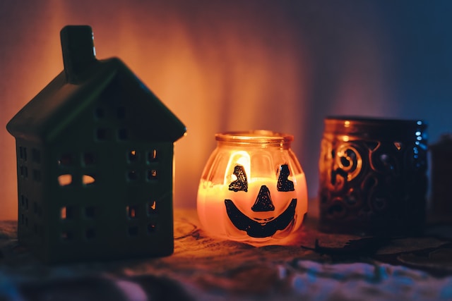 pumpkin carving ideas - a glass candle holder