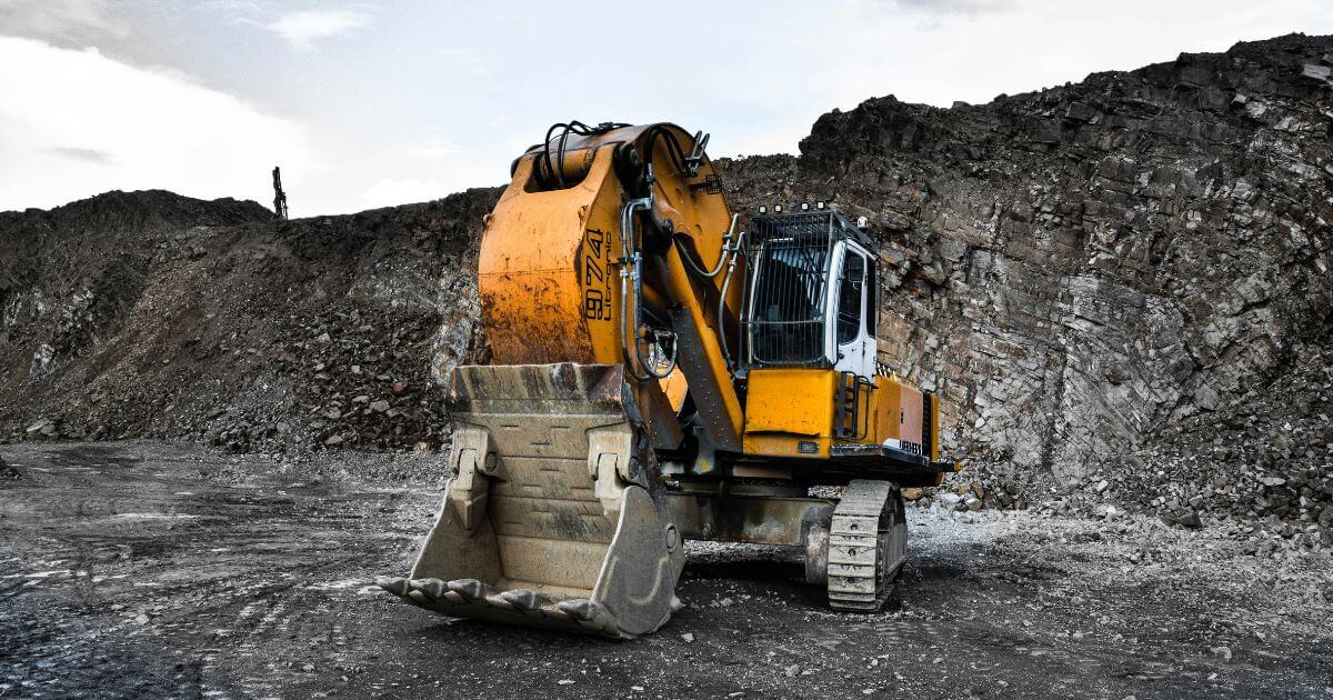 Compact construction equipment