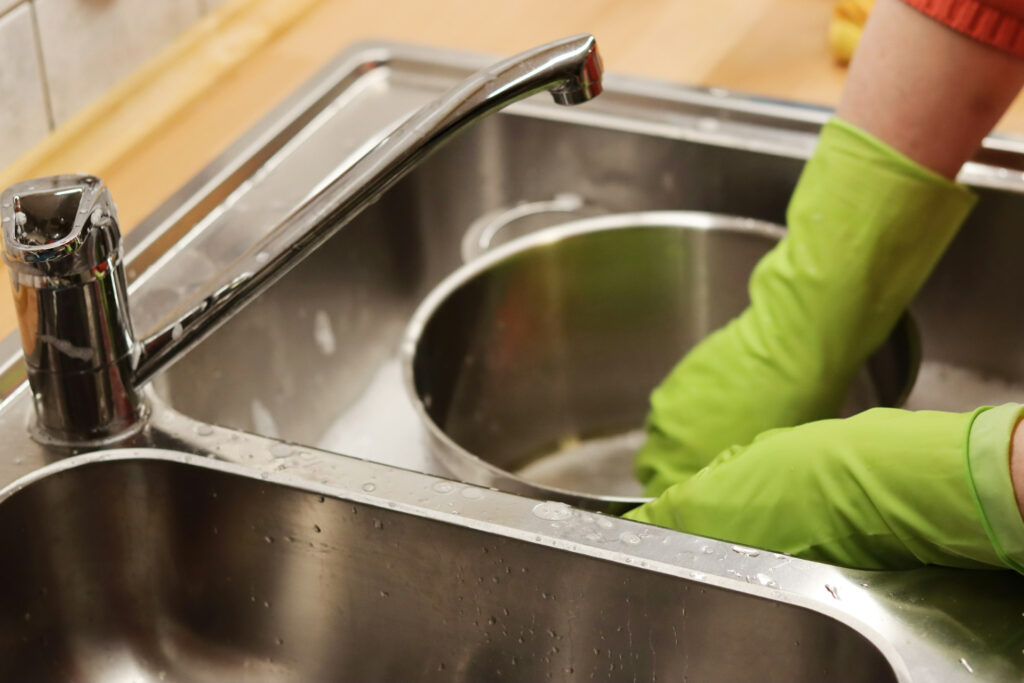 Pots are easy to clean, but larger appliances of surfaces require detailed care. 