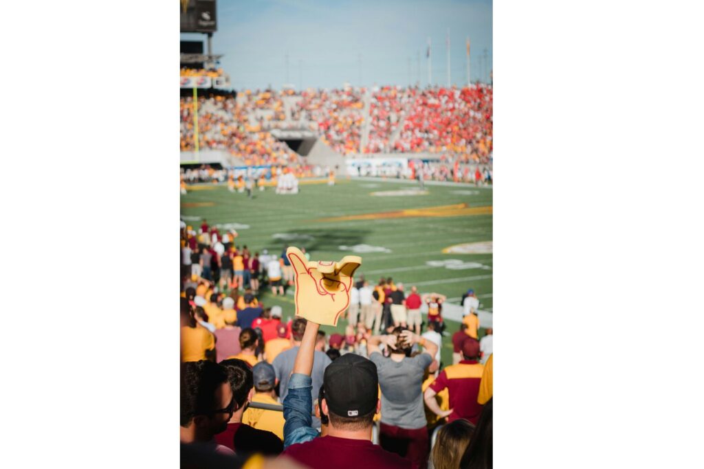 What is the cost of living in Arizona? Time spent on events and sports