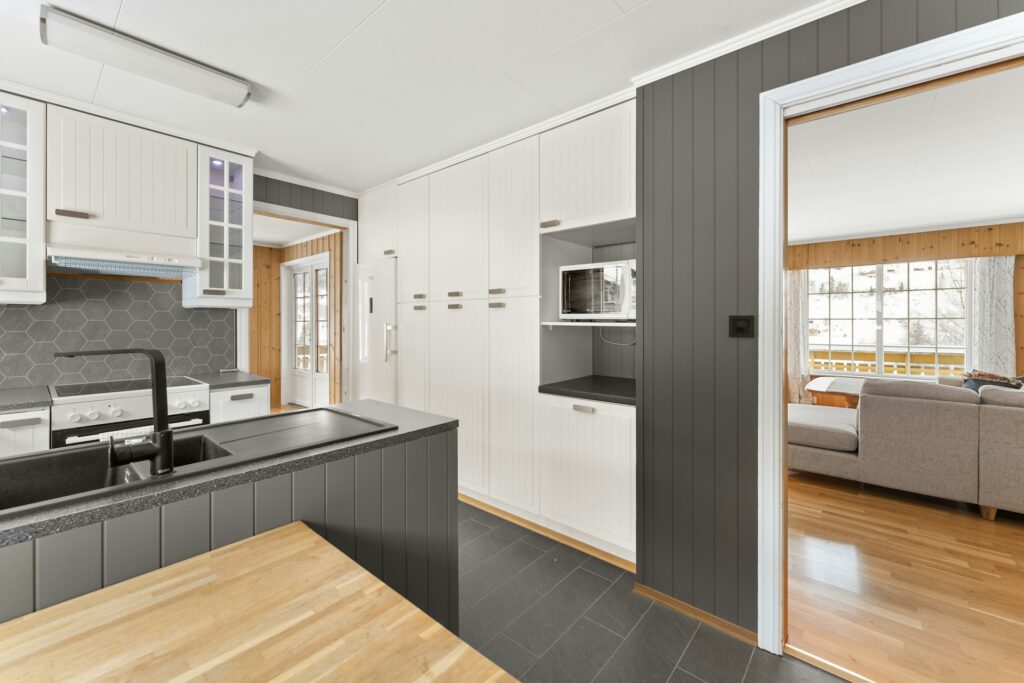 with neutral, gray colors