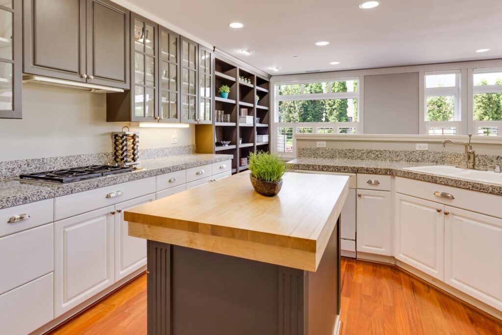 A kitchen with quartz countertops in it
