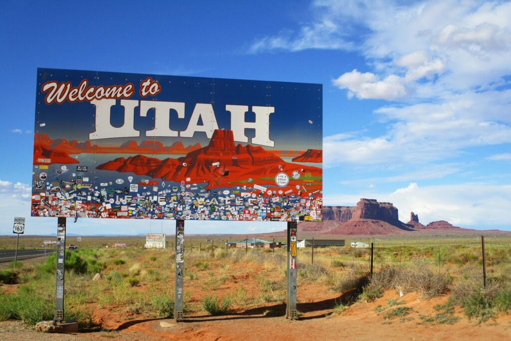 Welcome to Utah sign